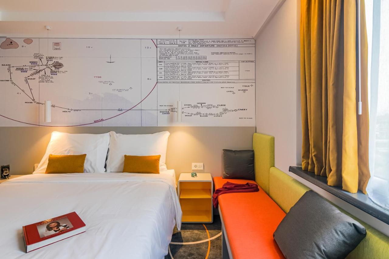 Ibis Styles Bucharest Airport Hotel Otopeni Exterior foto
