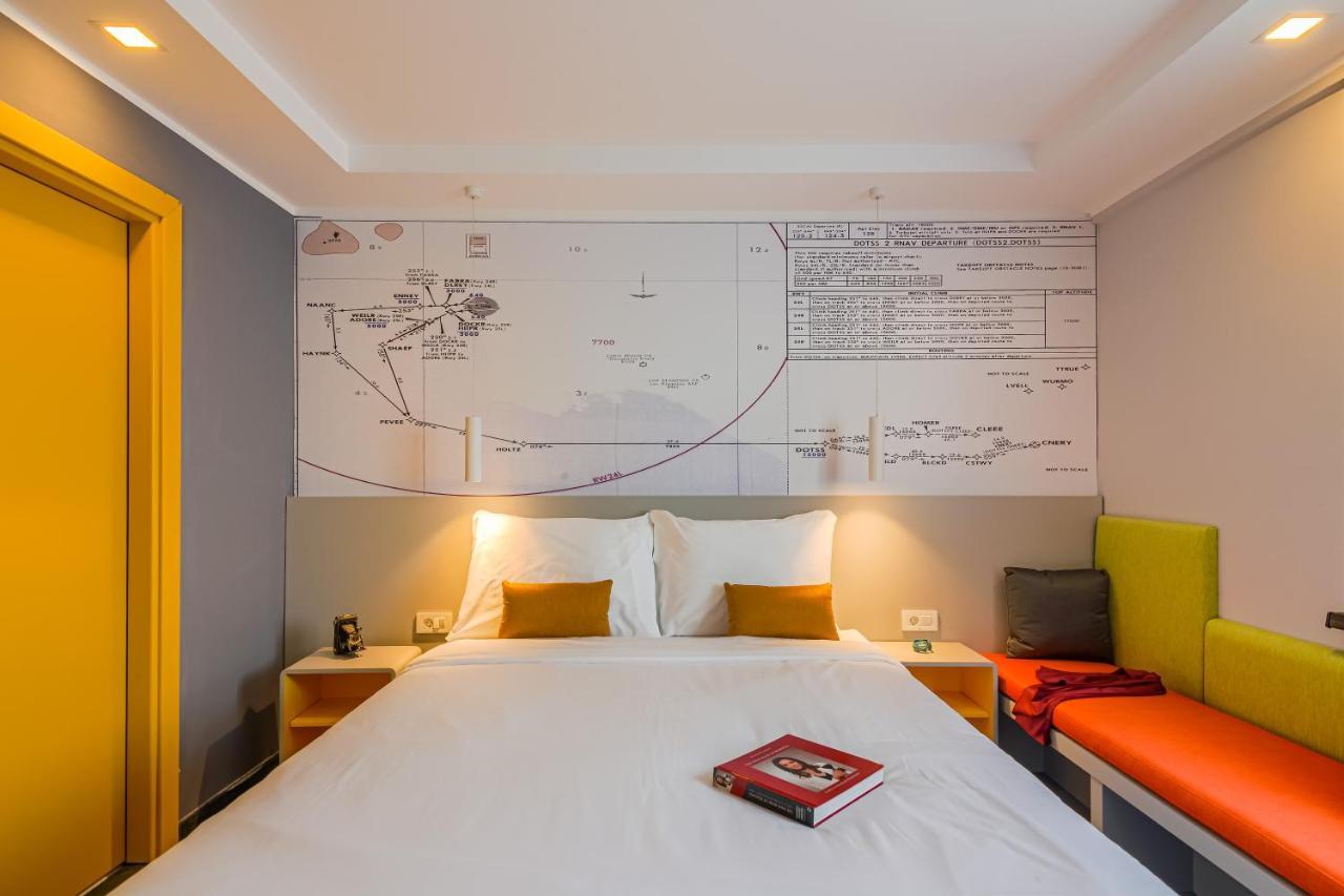 Ibis Styles Bucharest Airport Hotel Otopeni Exterior foto