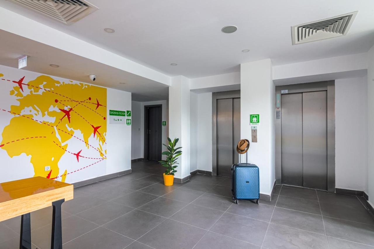 Ibis Styles Bucharest Airport Hotel Otopeni Exterior foto