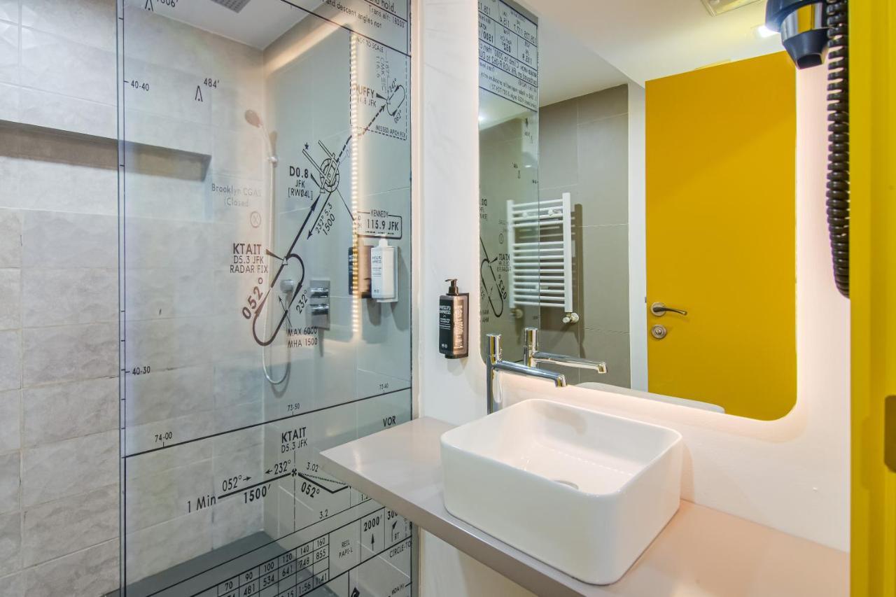 Ibis Styles Bucharest Airport Hotel Otopeni Exterior foto