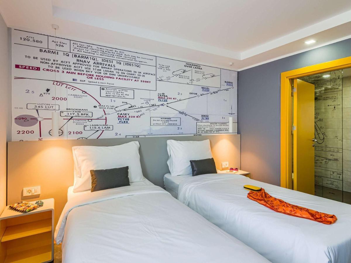 Ibis Styles Bucharest Airport Hotel Otopeni Exterior foto