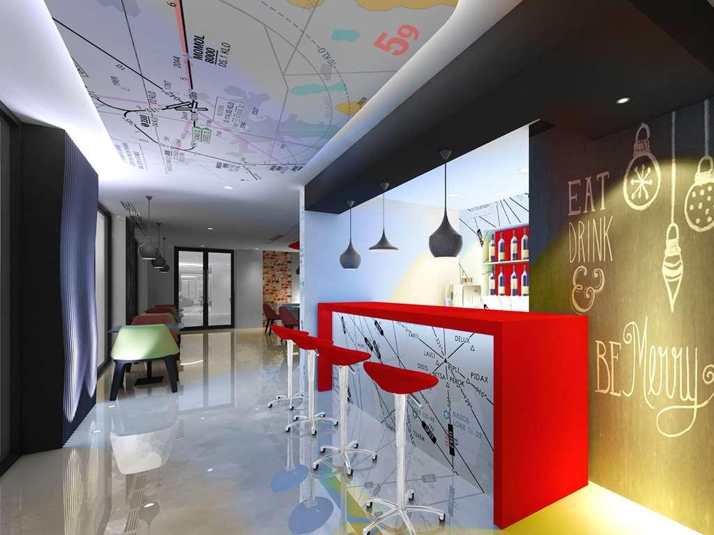 Ibis Styles Bucharest Airport Hotel Otopeni Restaurant foto